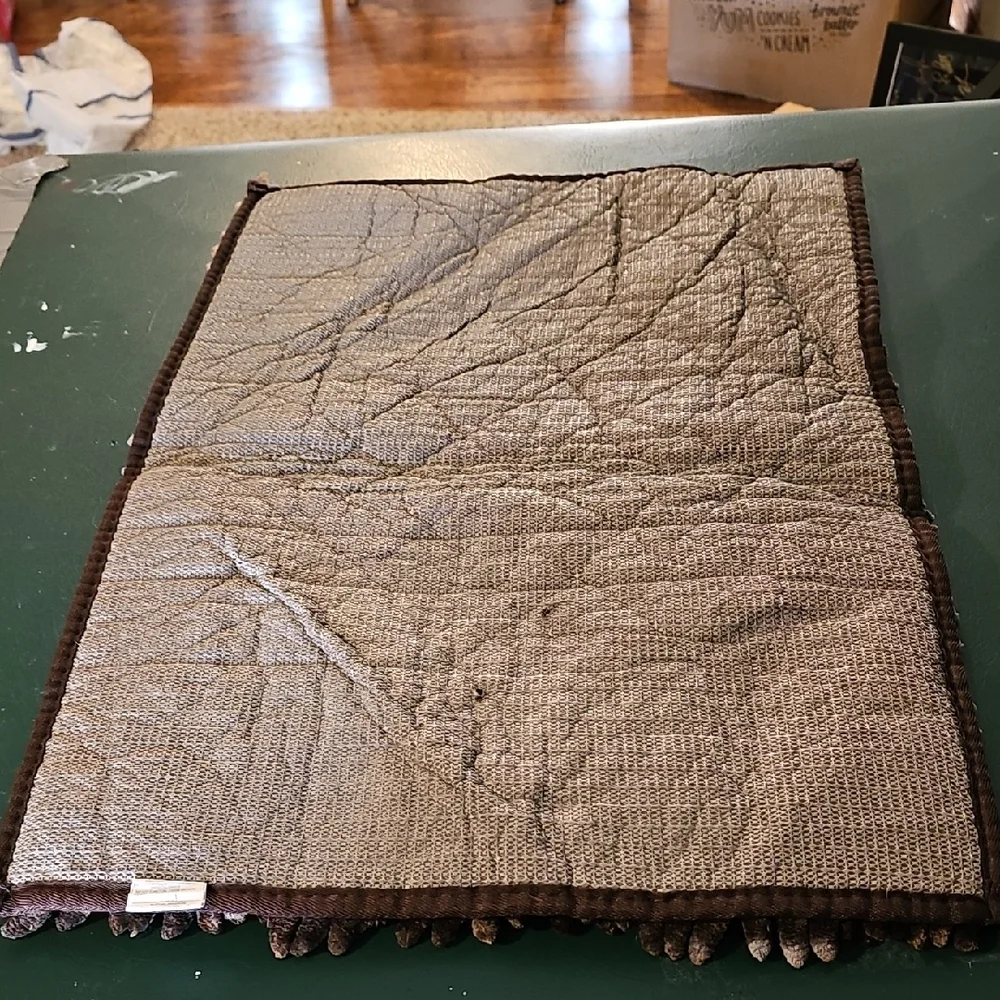 Source Unknown Brown Bath Mat Plush Shag Style